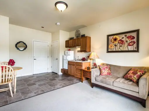 Charter Senior Living of Godfrey Apartment