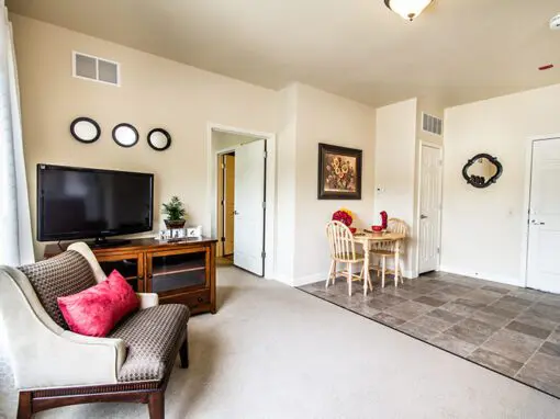 Charter Senior Living of Godfrey Apartment